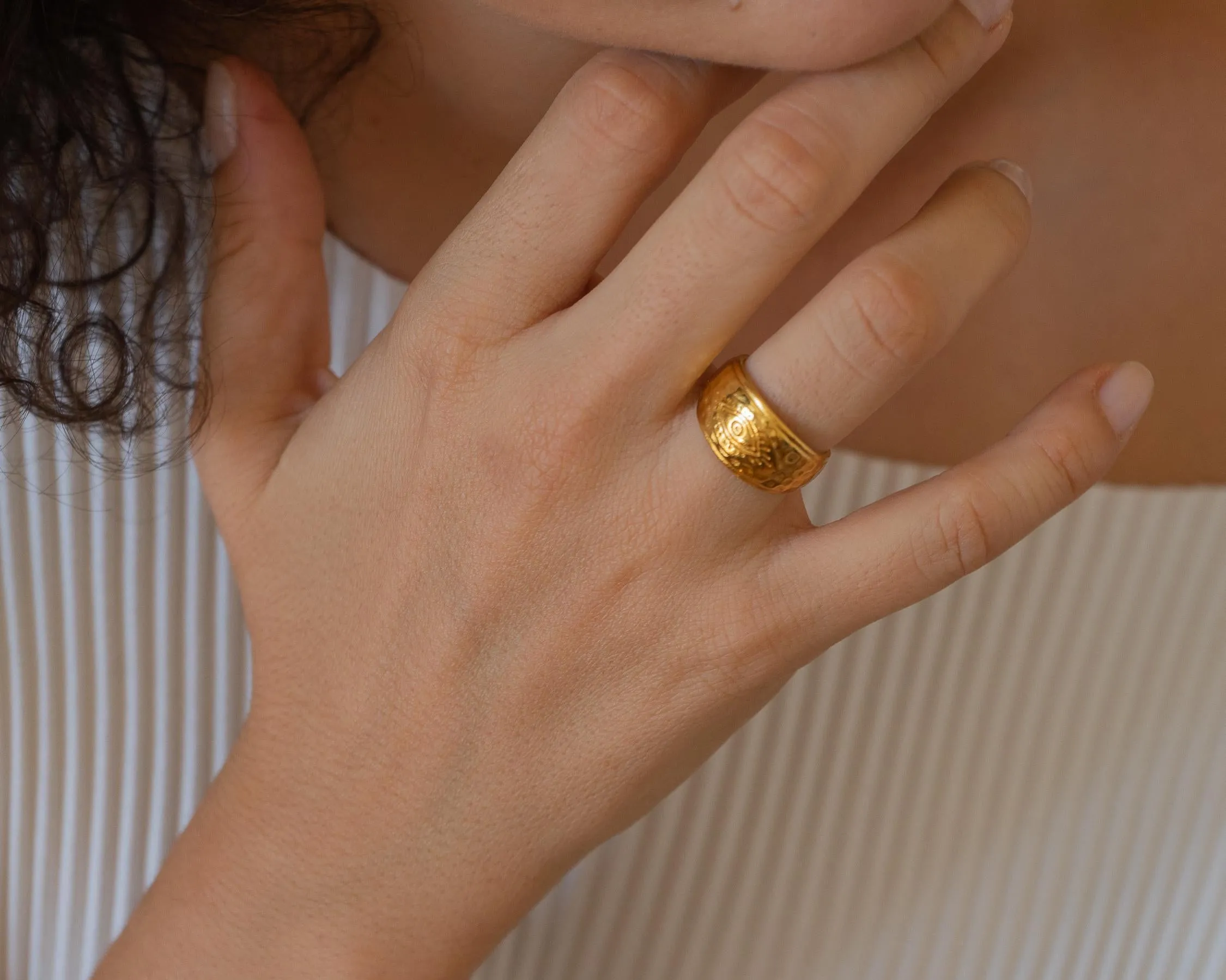 Engraved Gold Evil Eye Protection Ring