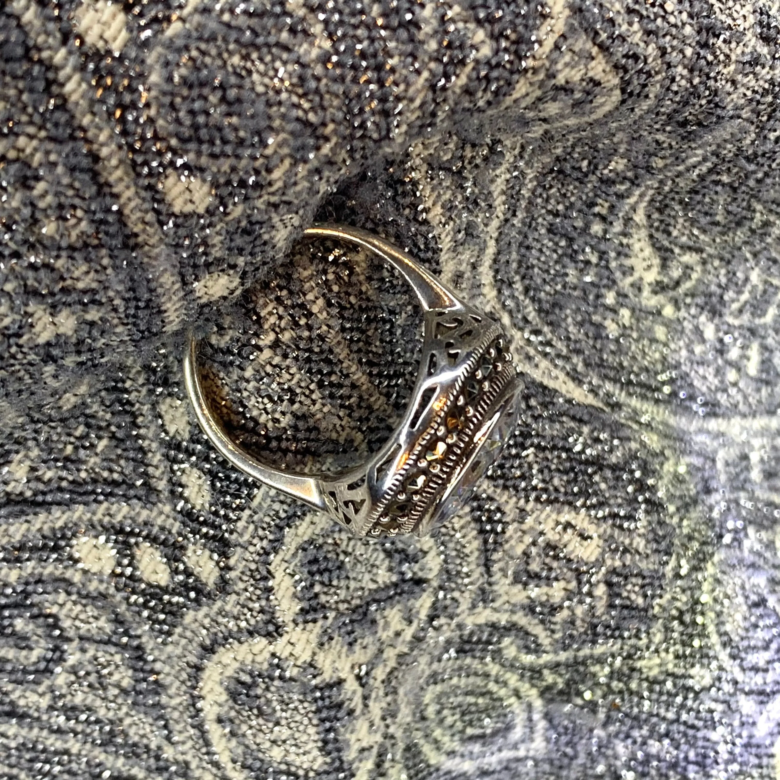 Large Round Solitaire Silver Ring