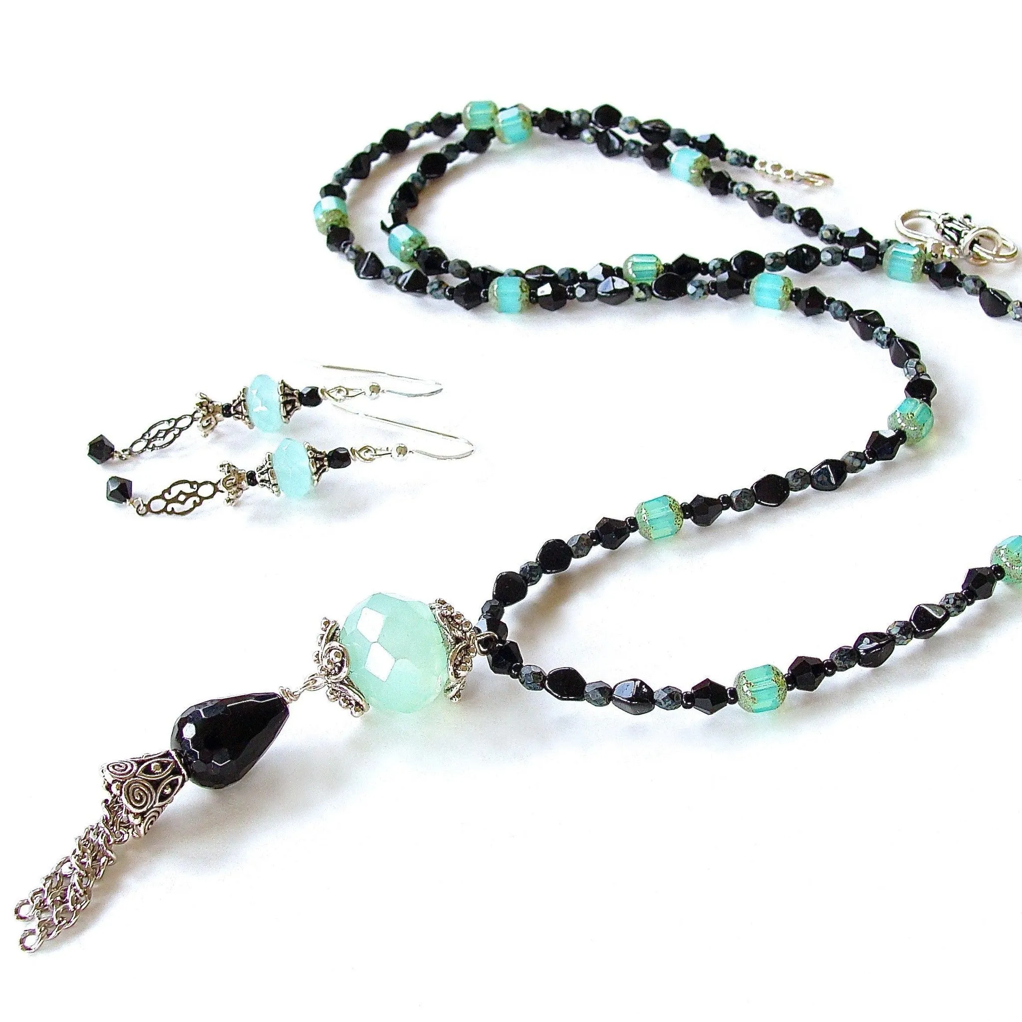 Posh: 22" Green Chalcedony Necklace Set