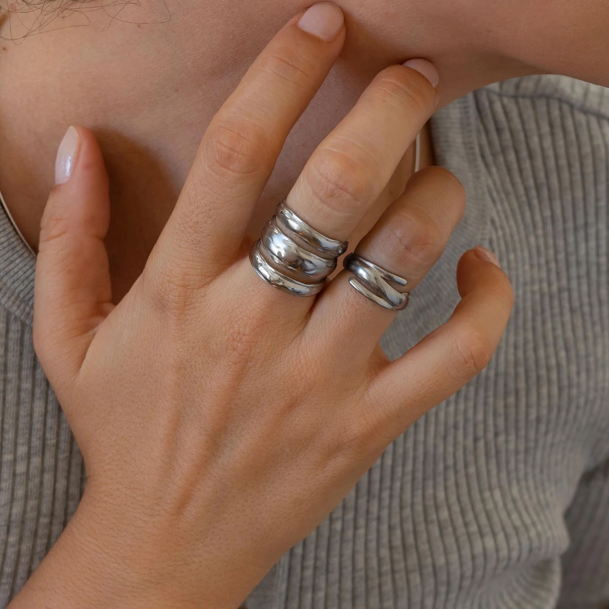 Silver Hammered Lines Ring